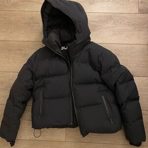 Aritzia Black Puffer Jacket